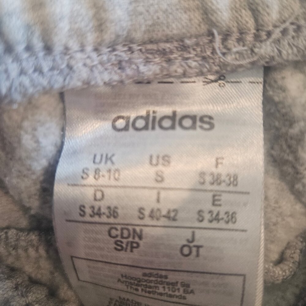 Adidas sweatpants